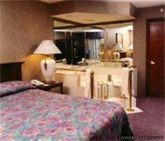 Lees Inn & Suites มันซี ห้อง รูปภาพ